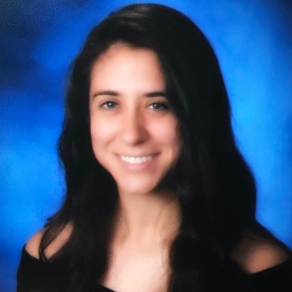 Meet your Posher, Julie - Picture 5 of 6